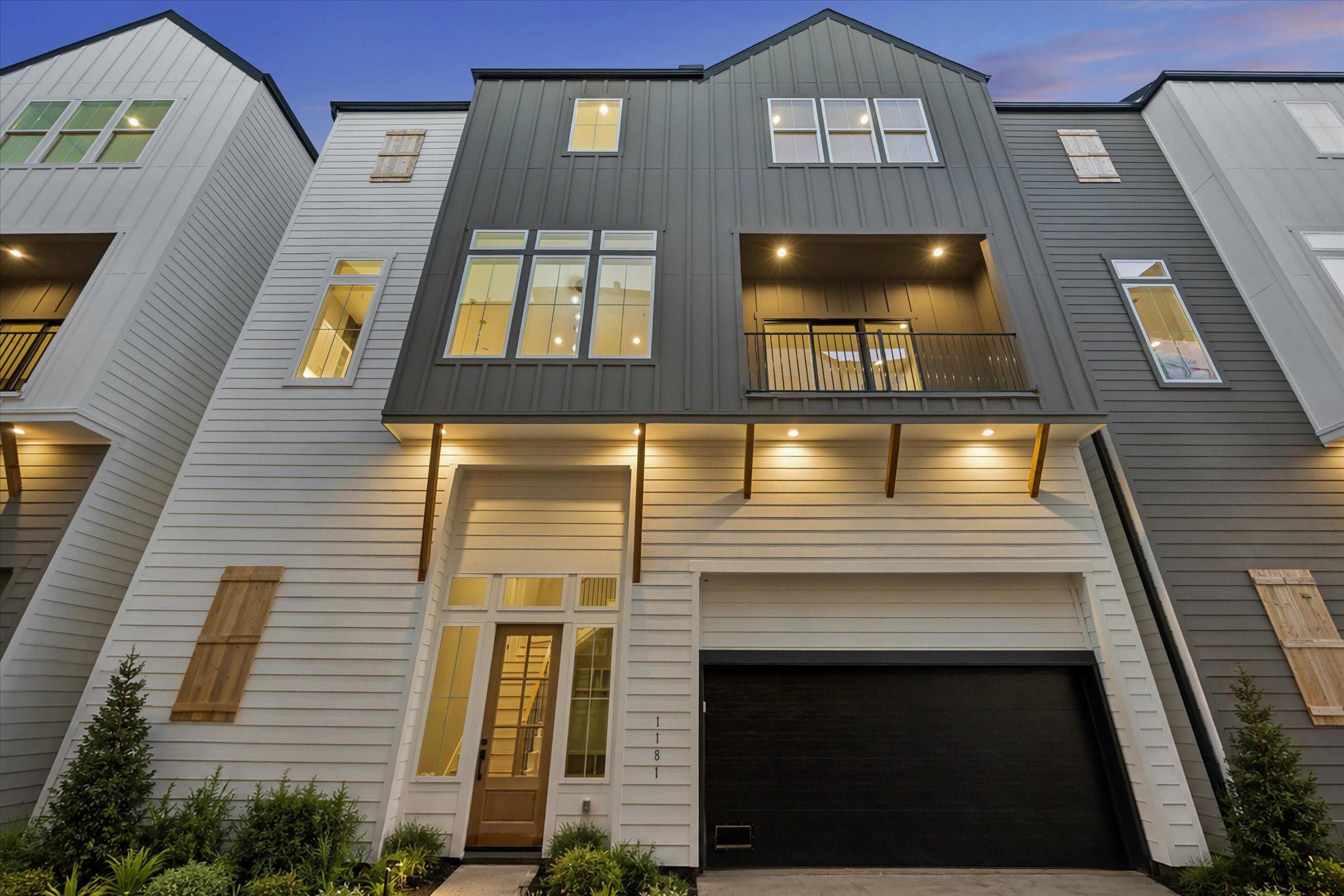 1181 W 19th Street
