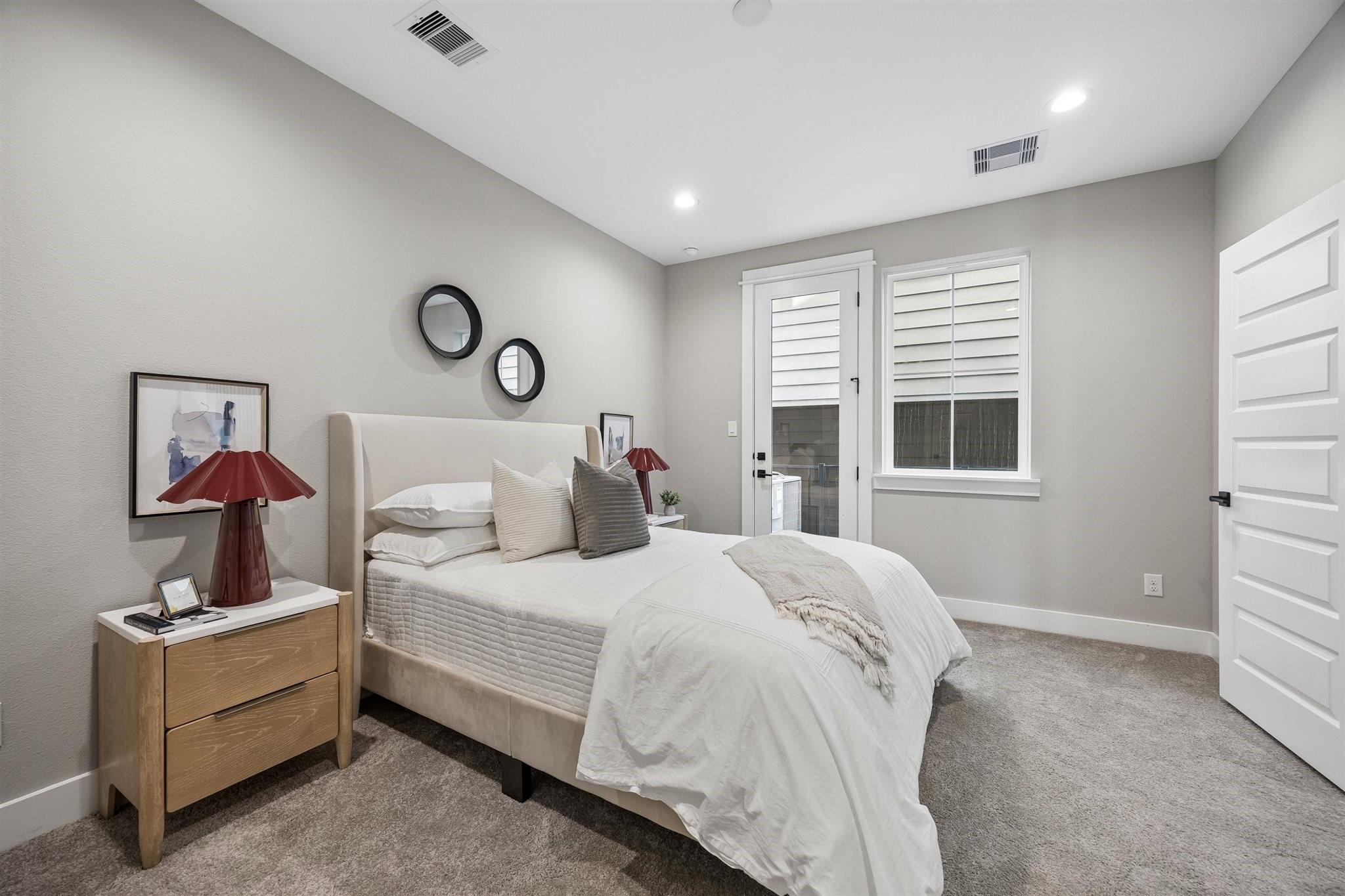 1181 W 19th Street