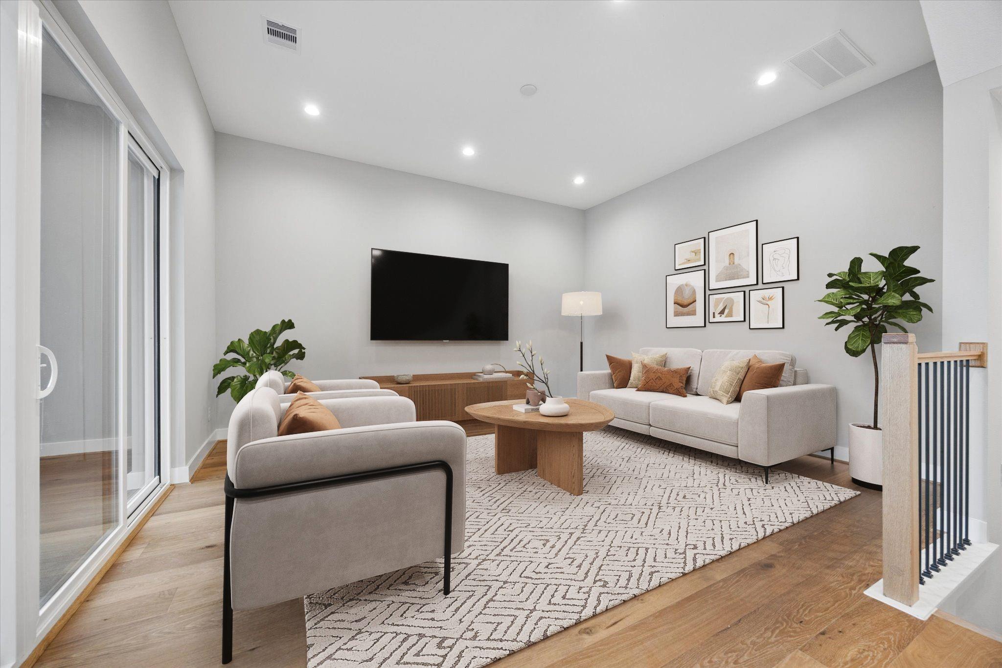 1181 W 19th Street