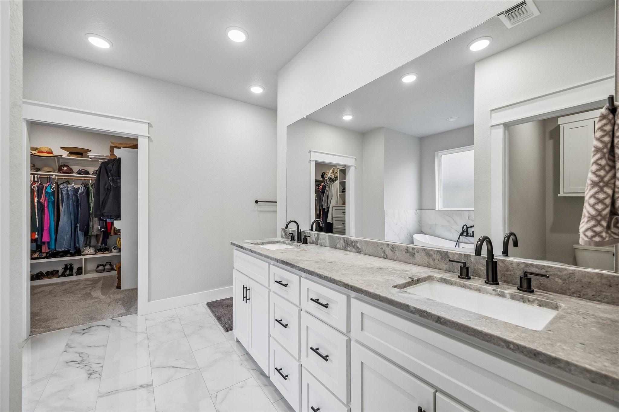 111 Creekside Lane