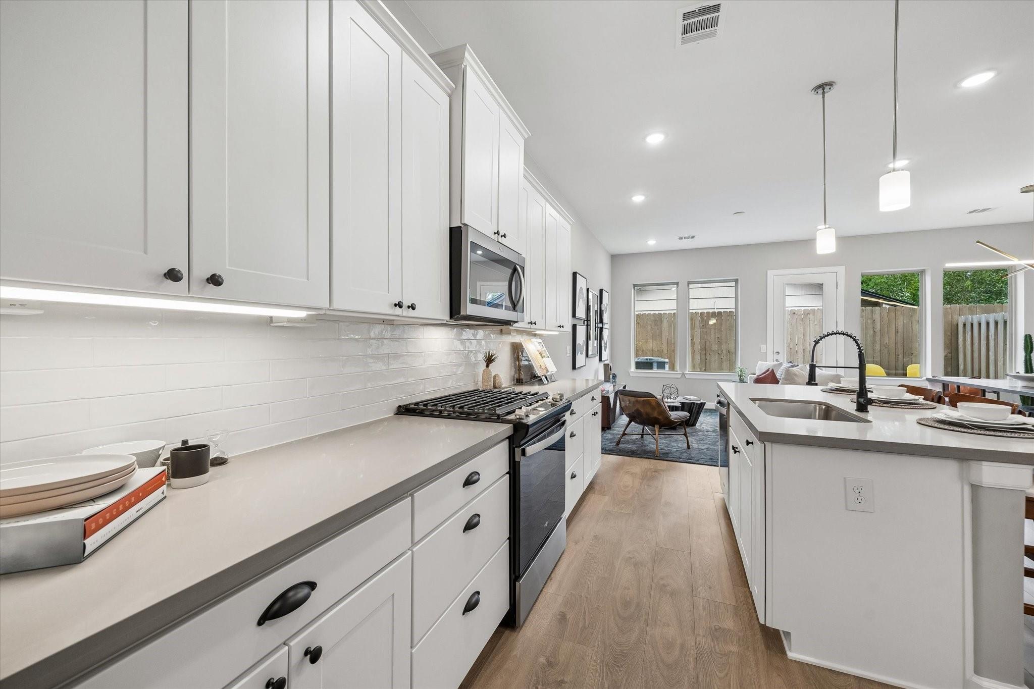 5205 Amber Sunrise Drive