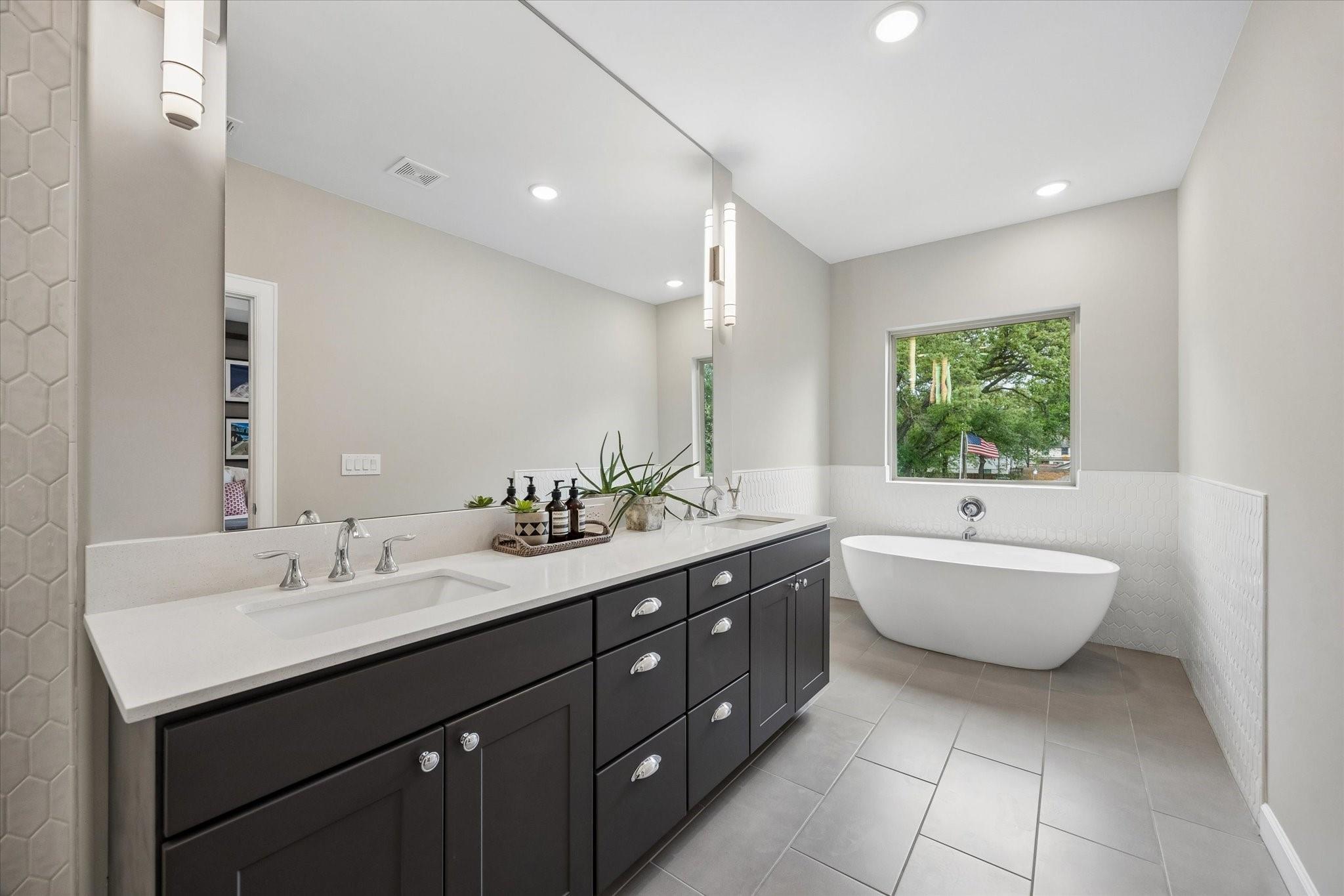 5205 Amber Sunrise Drive