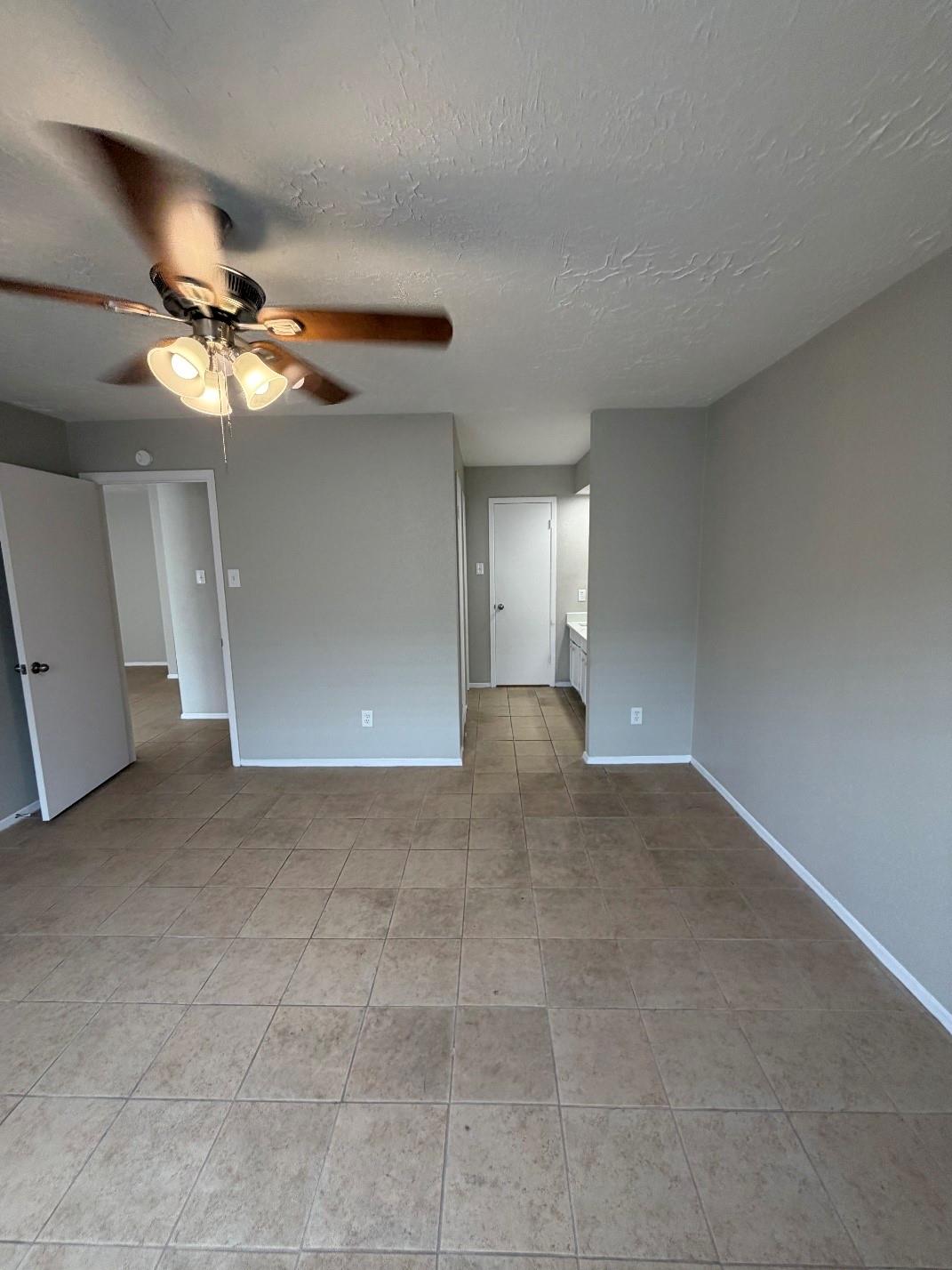 6423 S Briar Bayou Drive