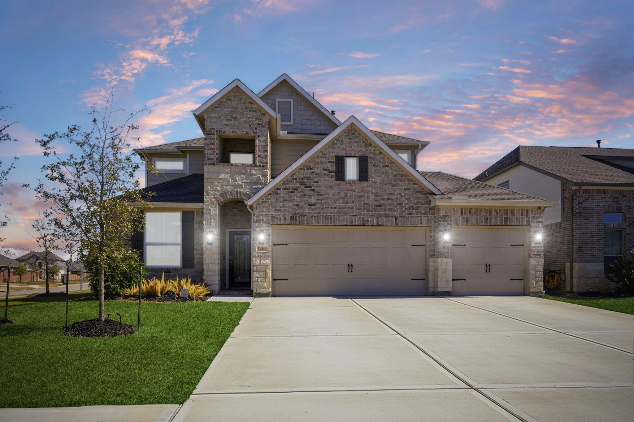 1740 Daylight Lake Drive