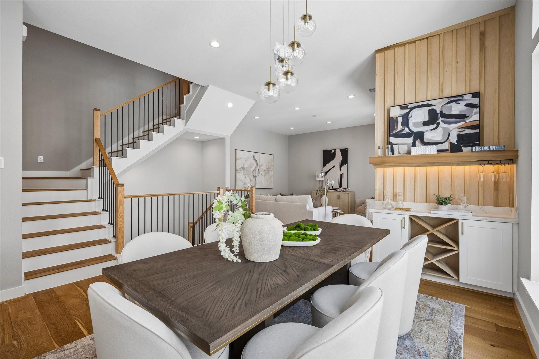 1179 W 19th Street