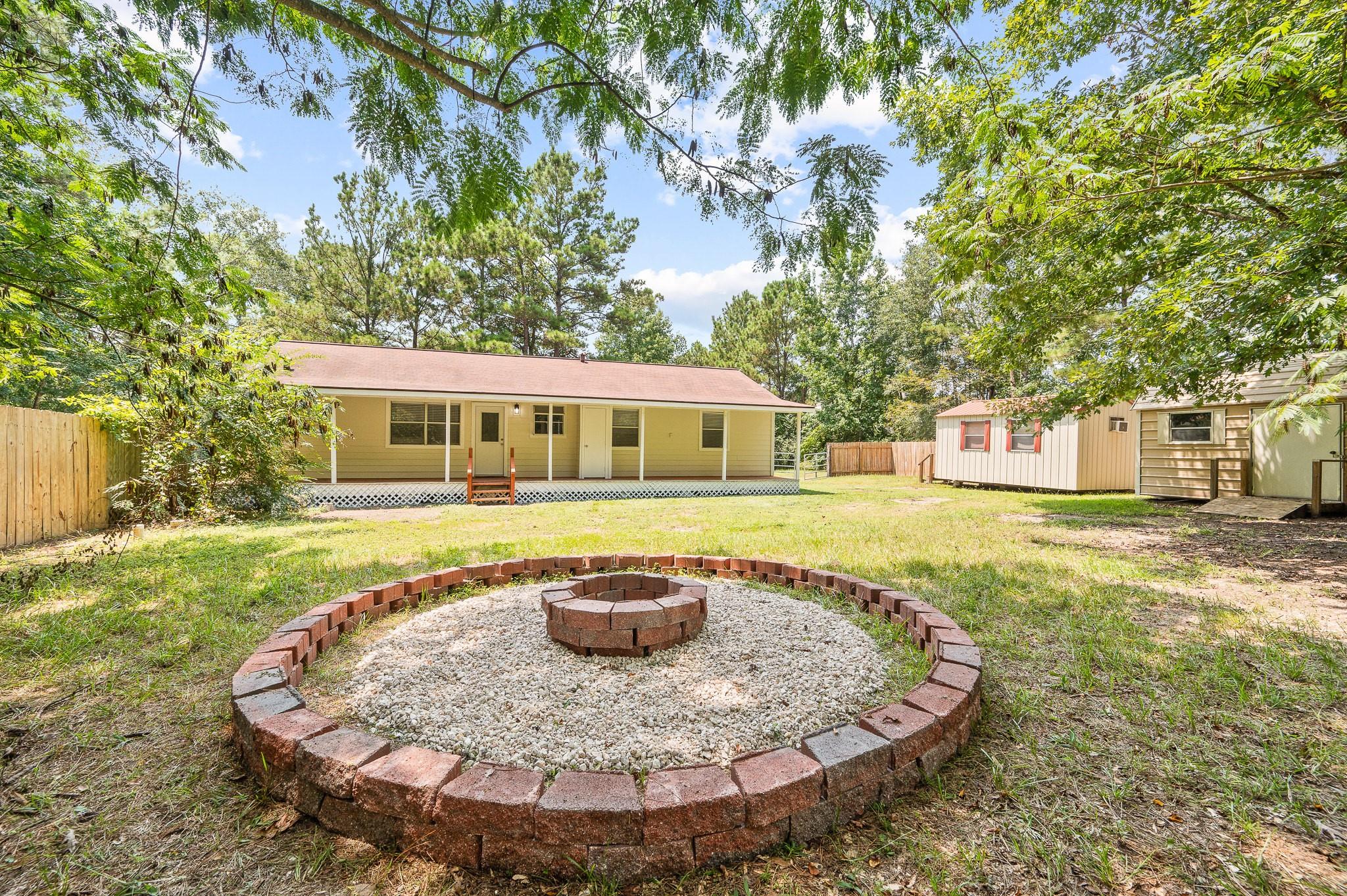 61 Hicks Loop W