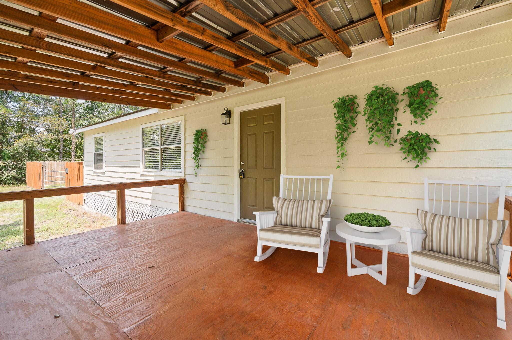 61 Hicks Loop W