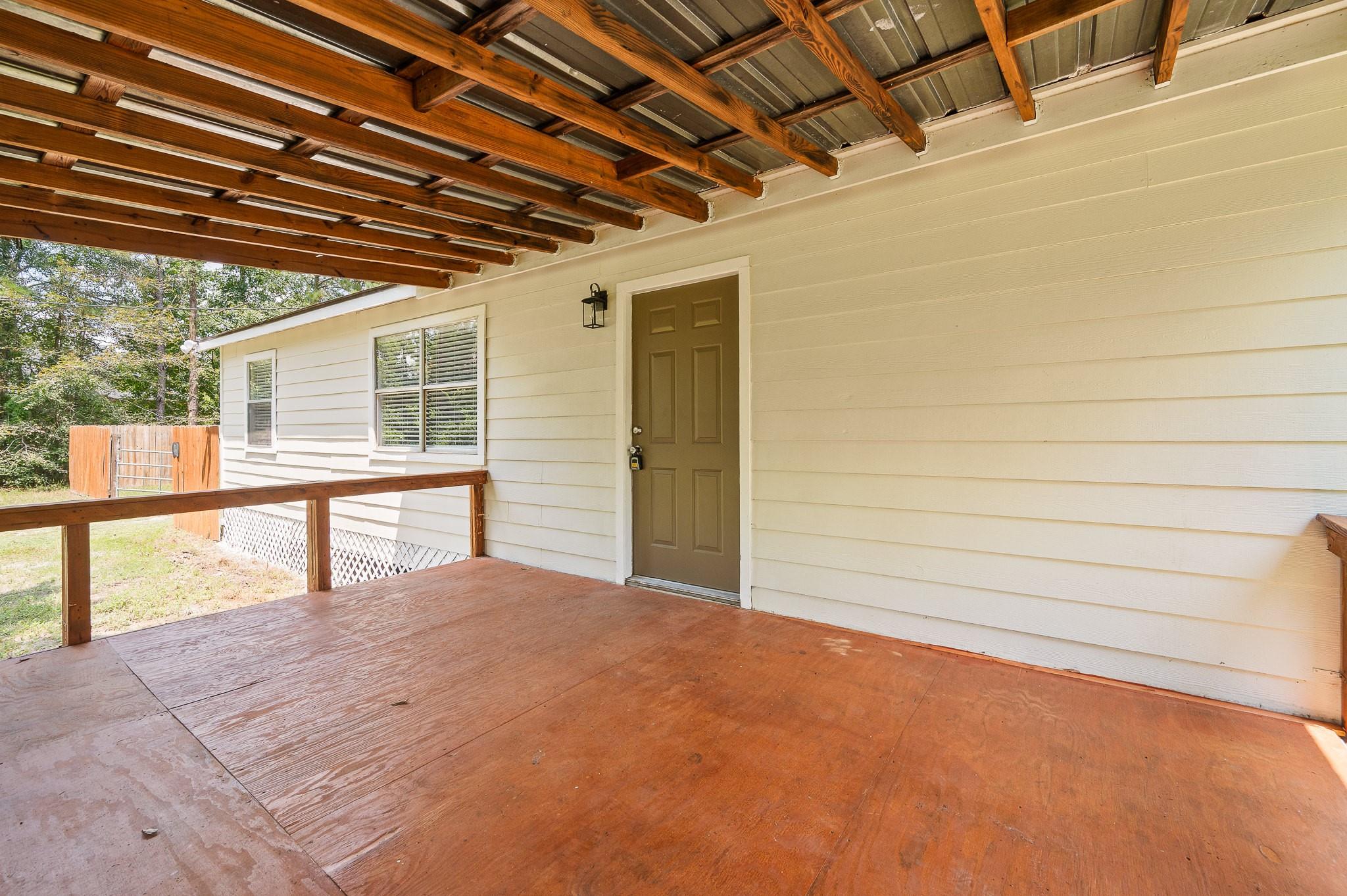 61 Hicks Loop W