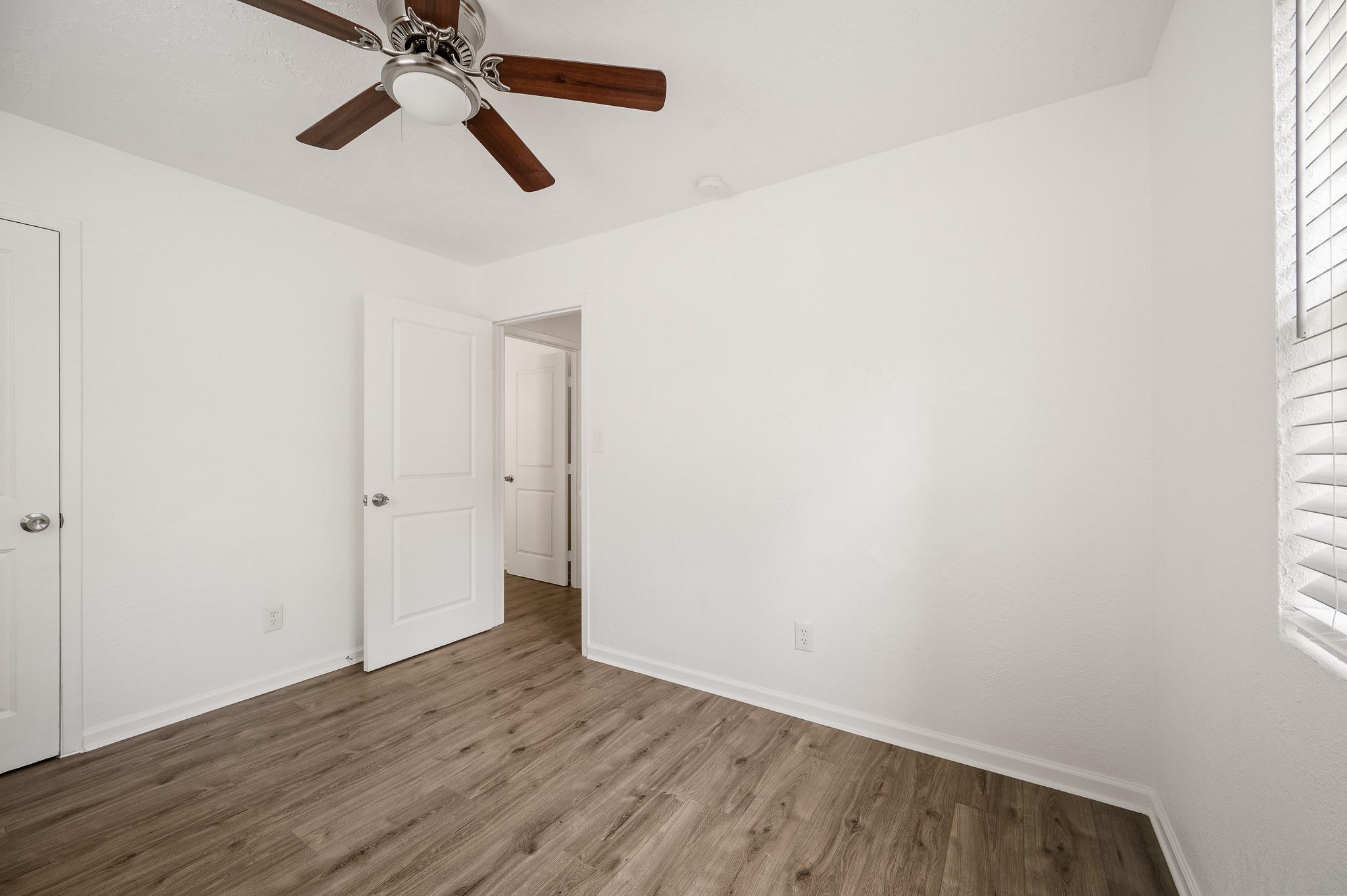61 Hicks Loop W