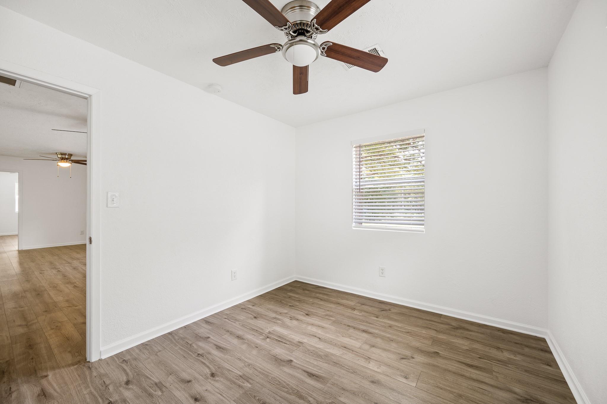 61 Hicks Loop W