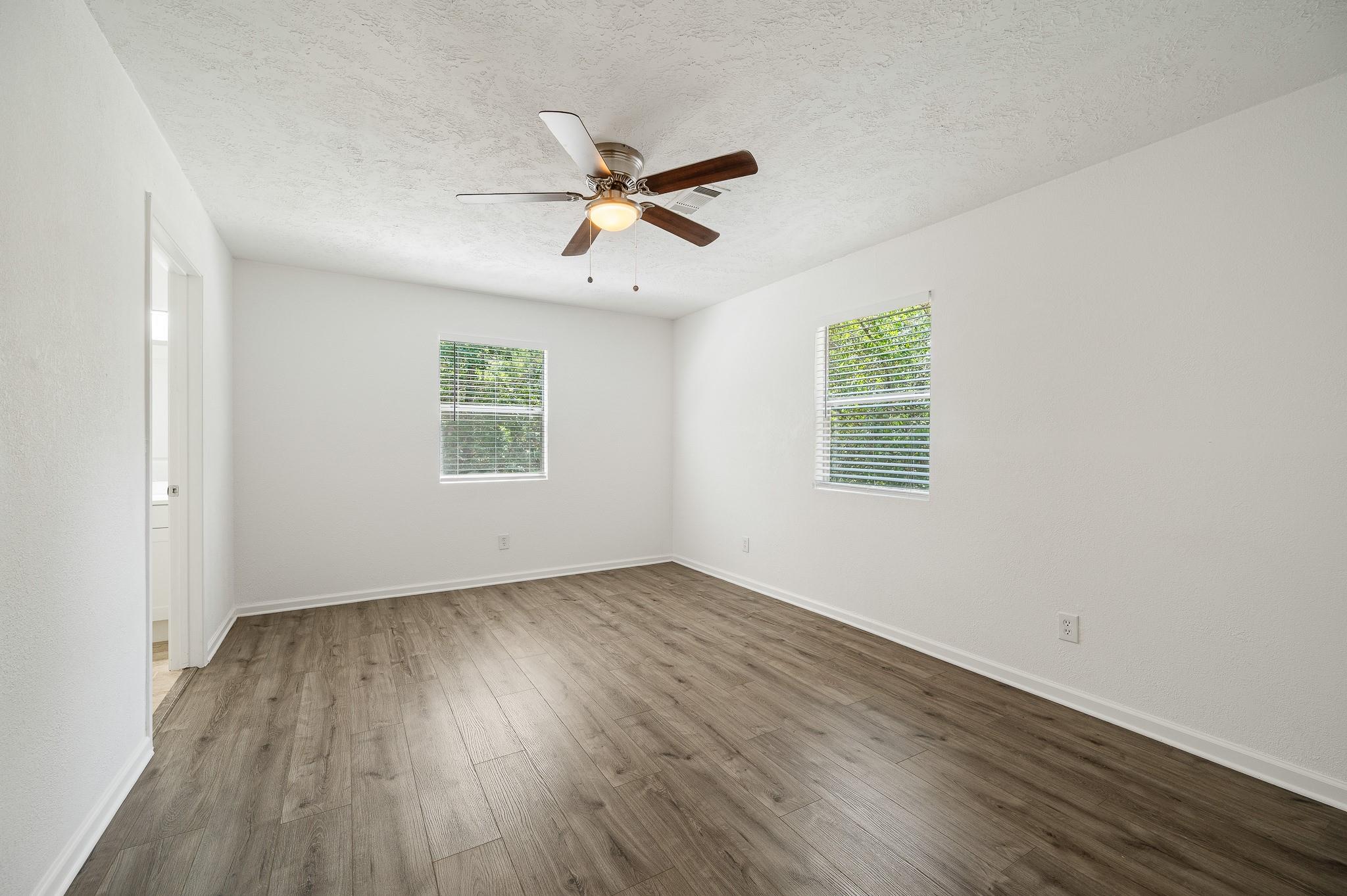 61 Hicks Loop W