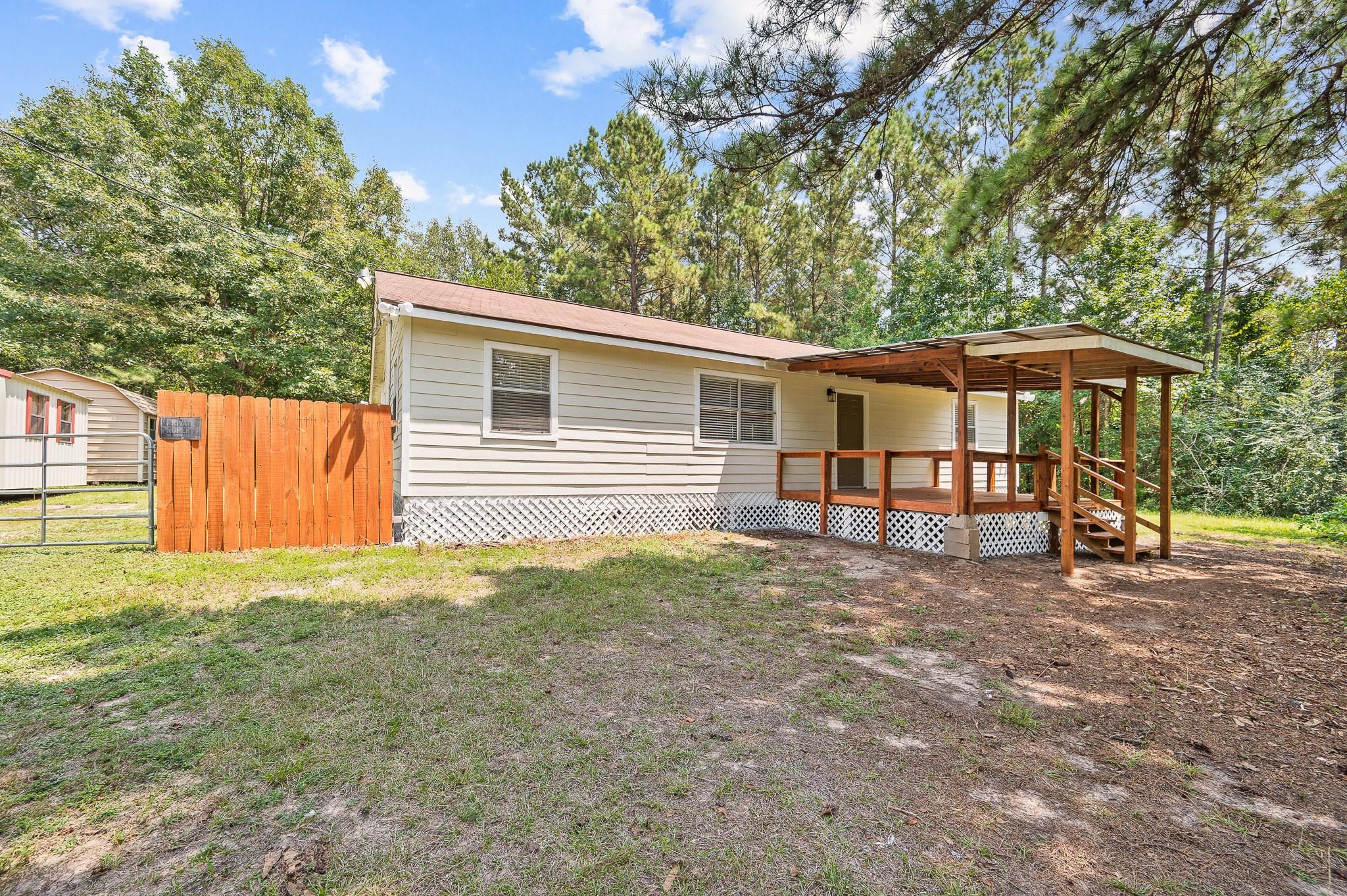 61 Hicks Loop W