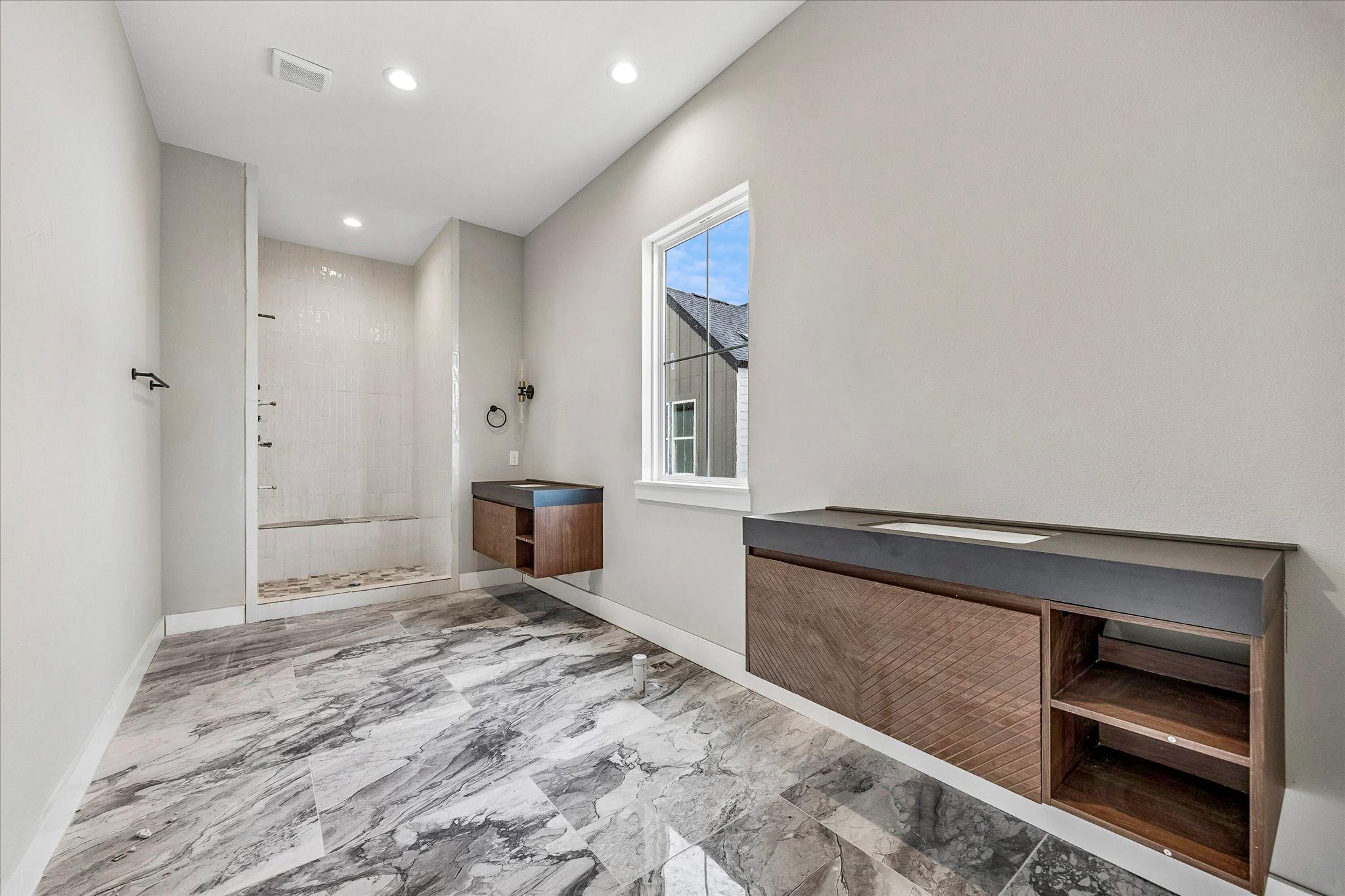 1189 W 19th Street