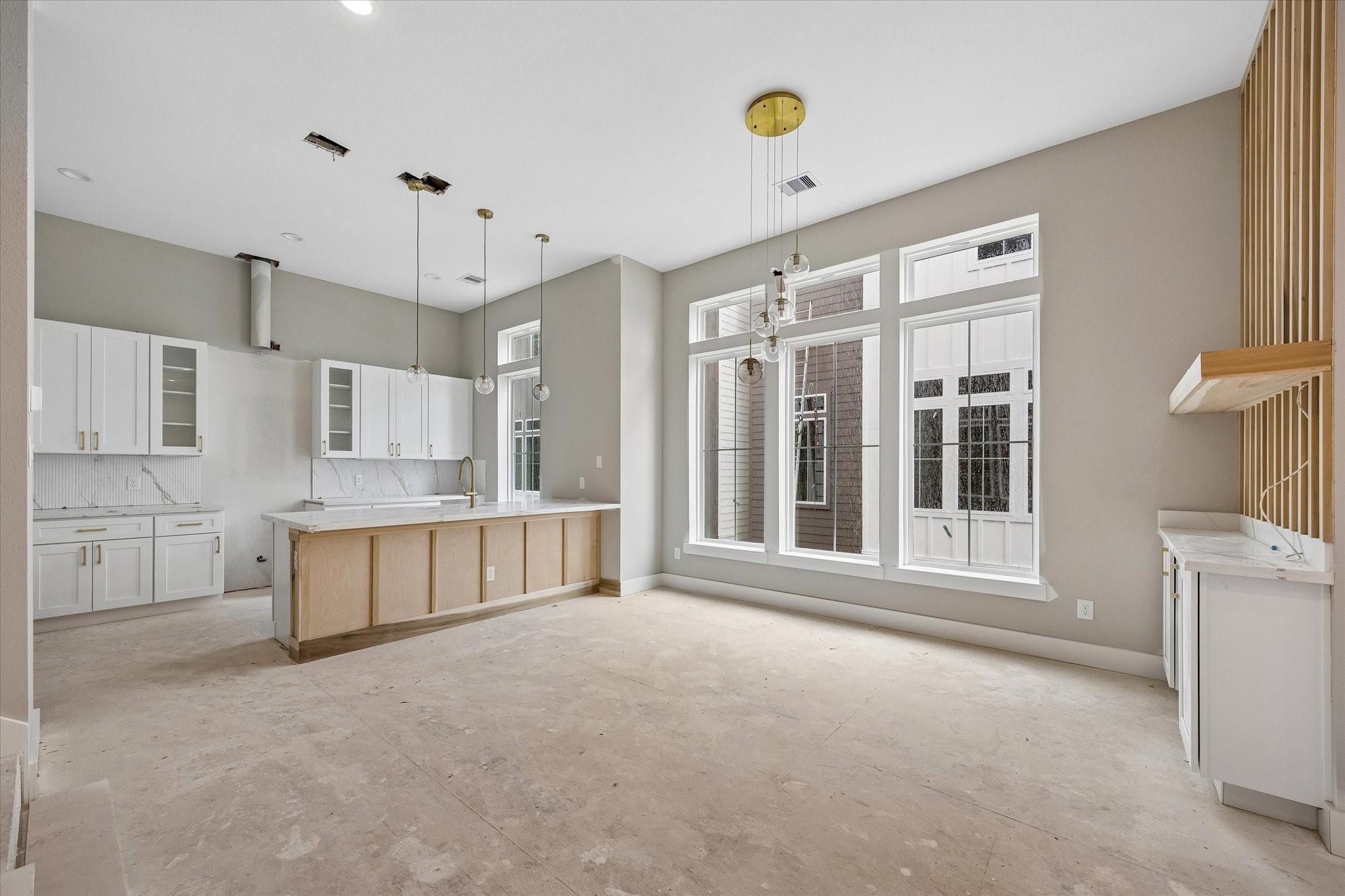 1189 W 19th Street