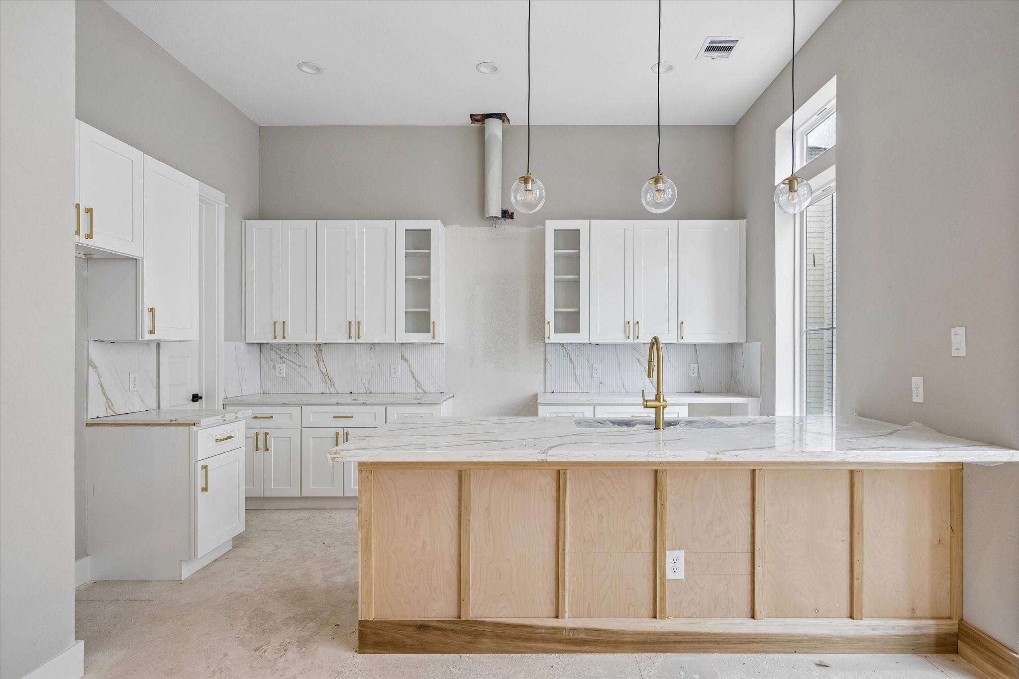 1187 W 19th Street