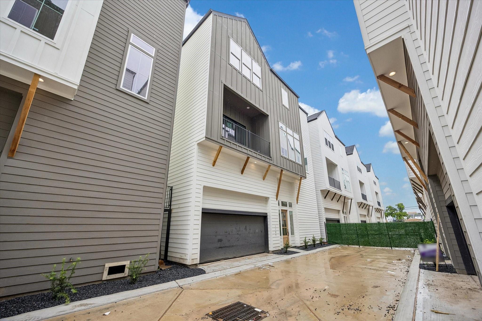 1187 W 19th Street