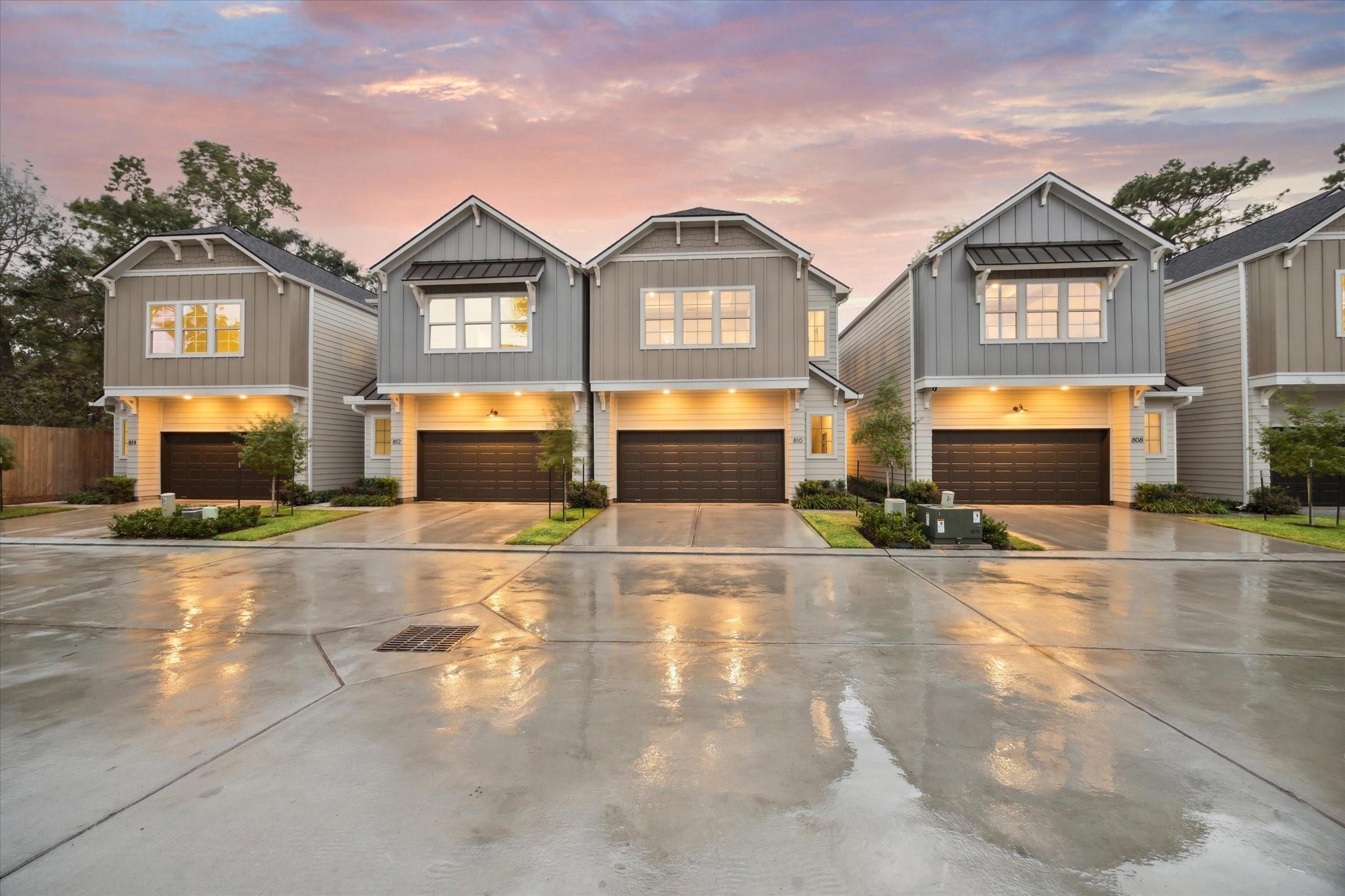 812 Glowing Dawn Drive