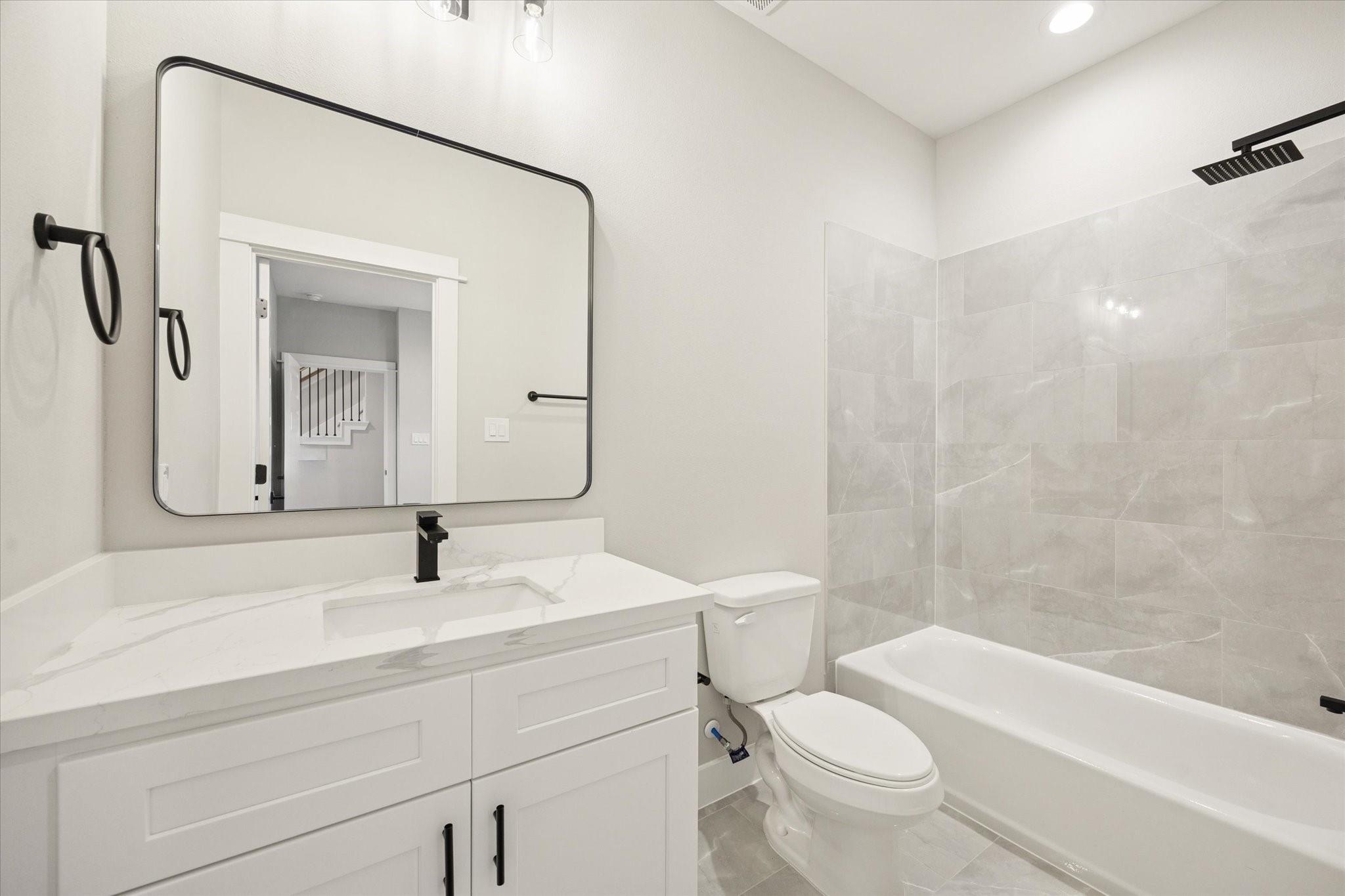 719 Thornton Road Unit: E