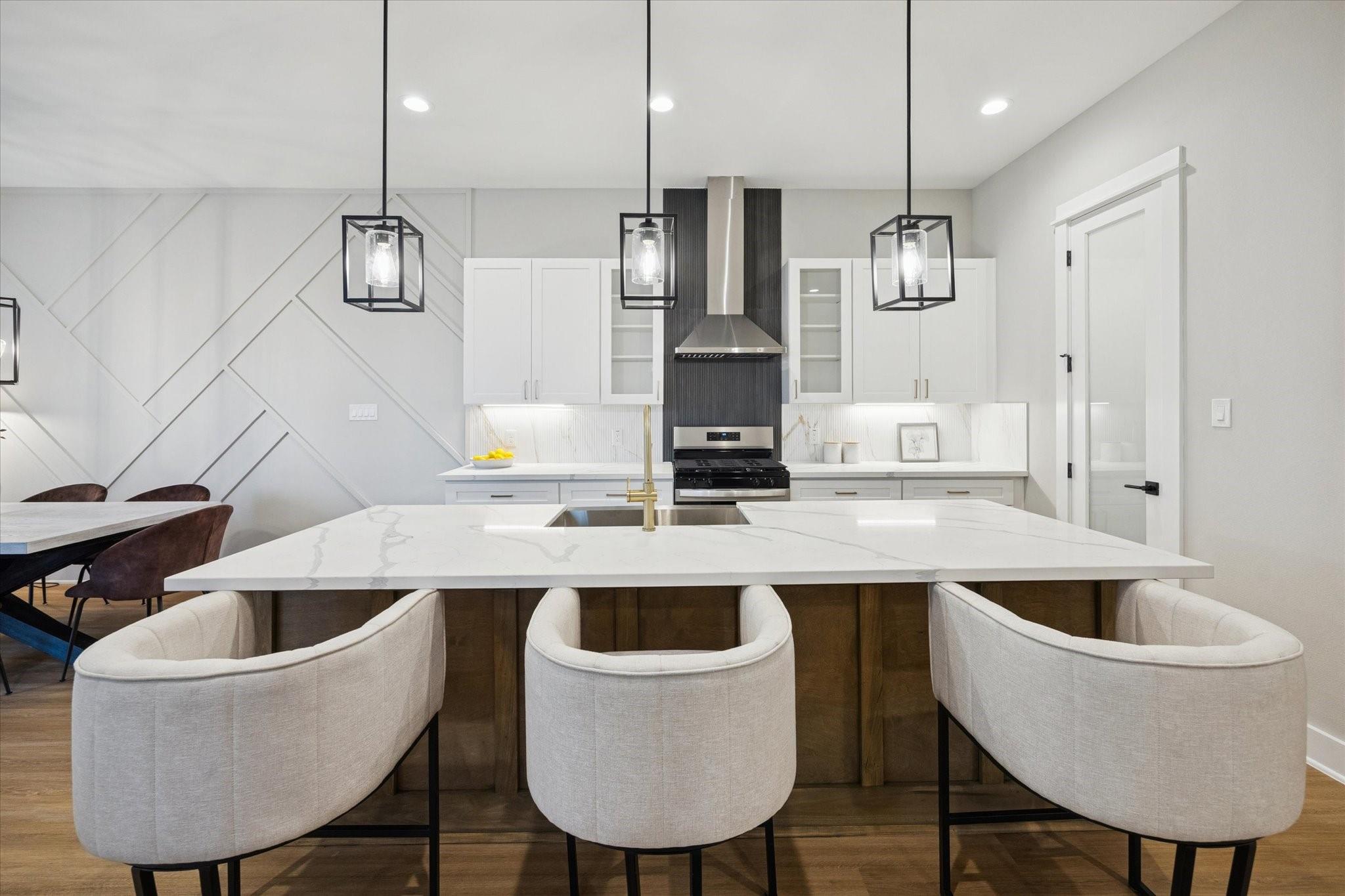 719 Thornton Road Unit: E