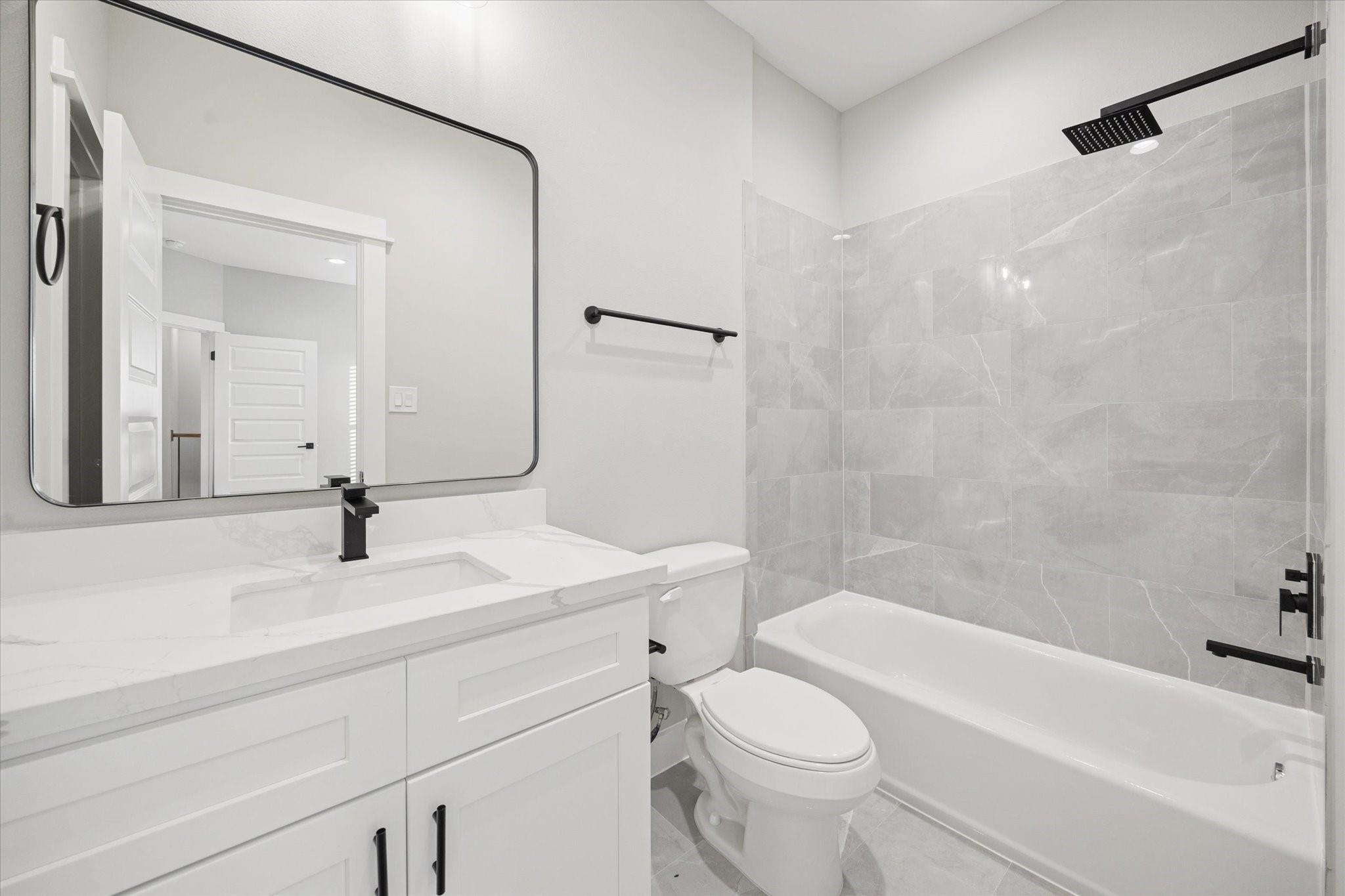 719 Thornton Road Unit: E