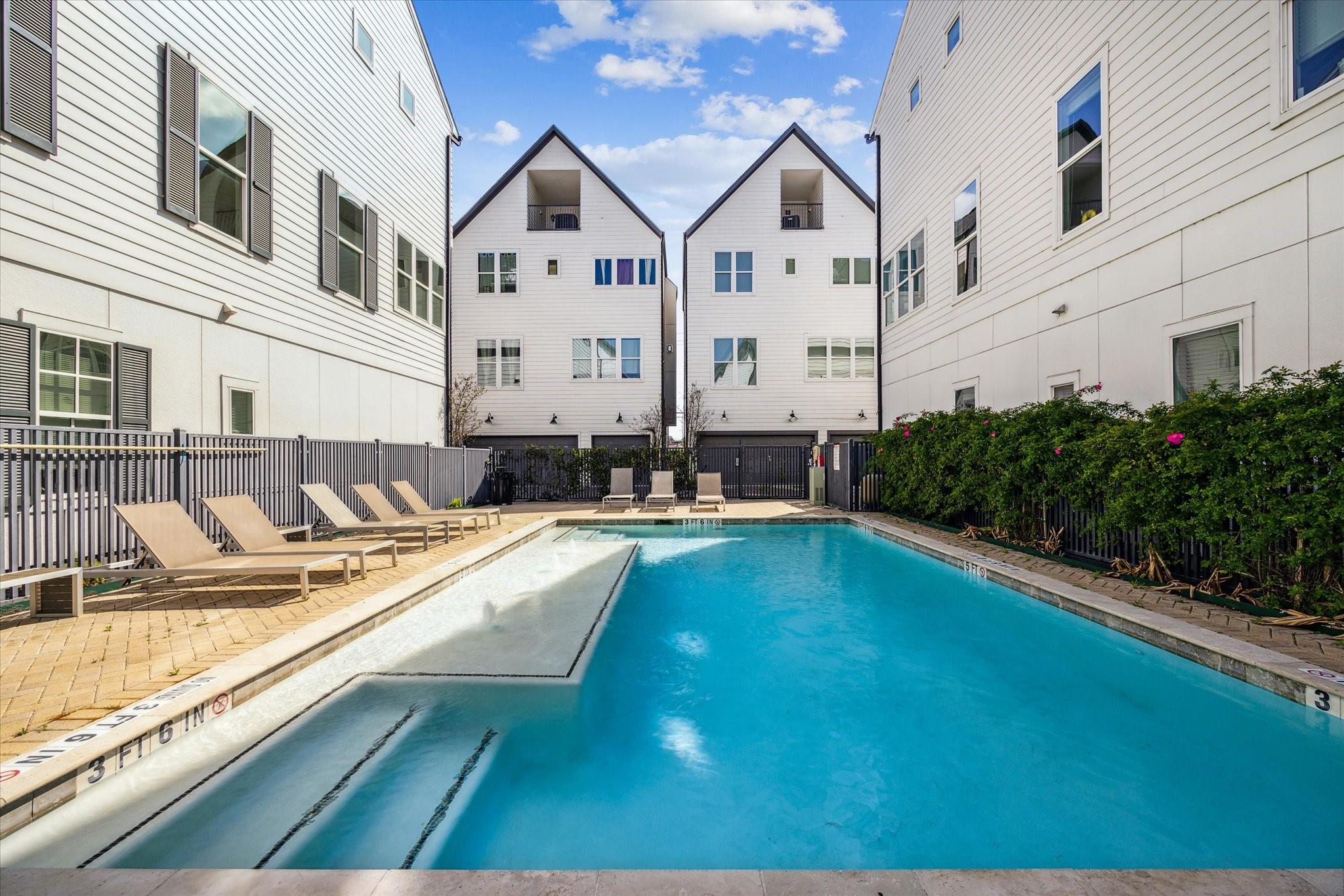 3312 W 12th Street