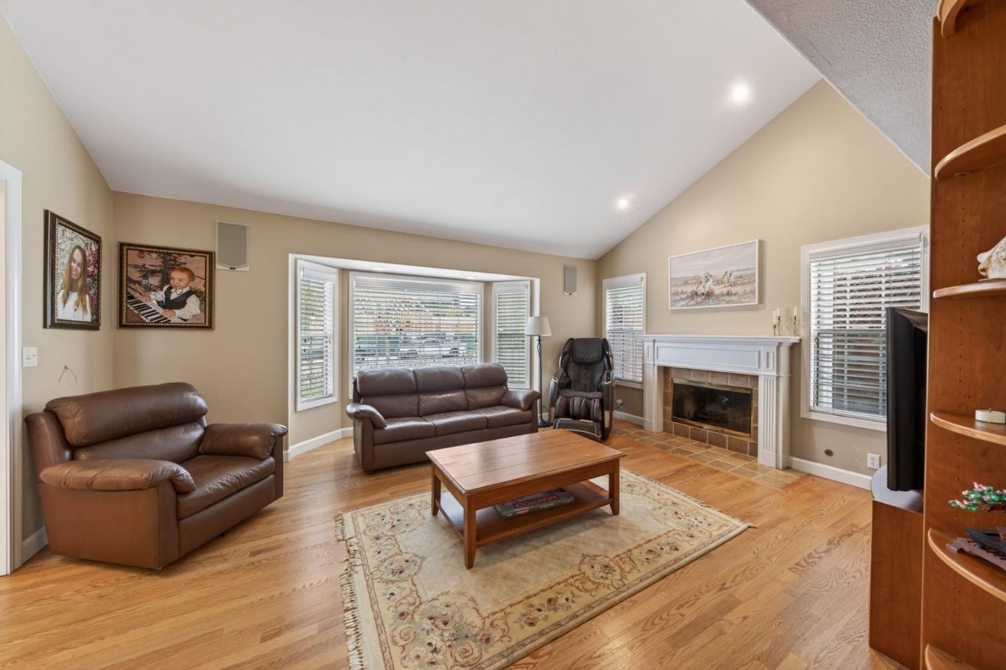2357 Sunny Vista Drive