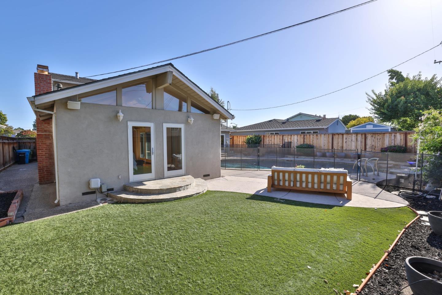 2809 Ponderosa WAY