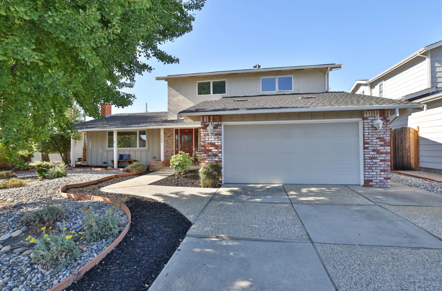 2809 Ponderosa WAY