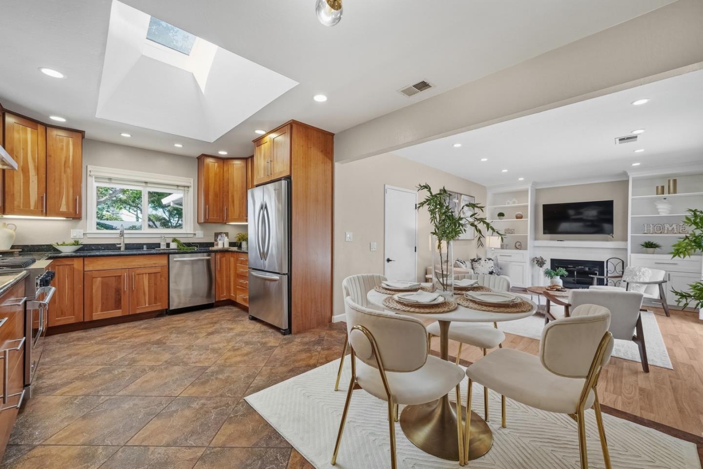 3982 Hamilton Park DR