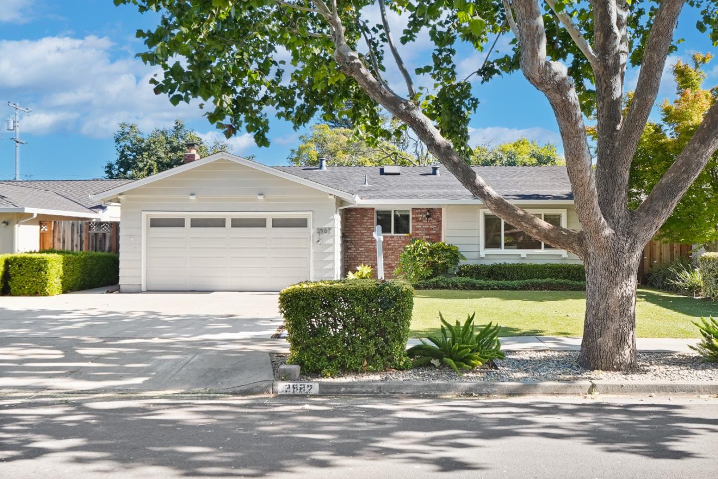 3982 Hamilton Park DR