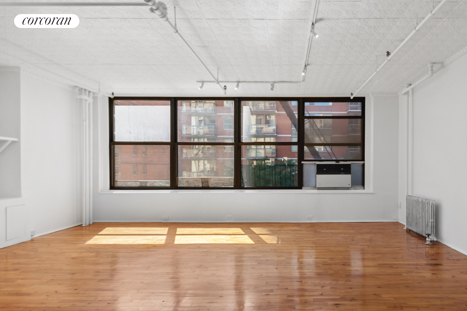 25 W 15TH Street 5