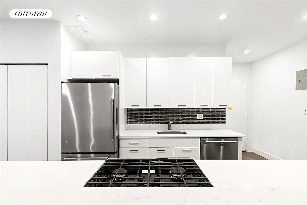 75 LIVINGSTON Street 2A