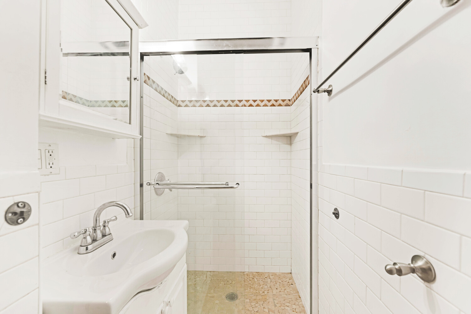 192 BLEECKER Street 14