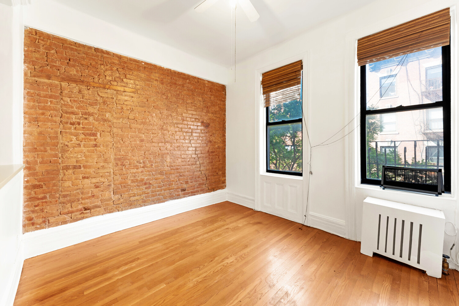 192 BLEECKER Street 14