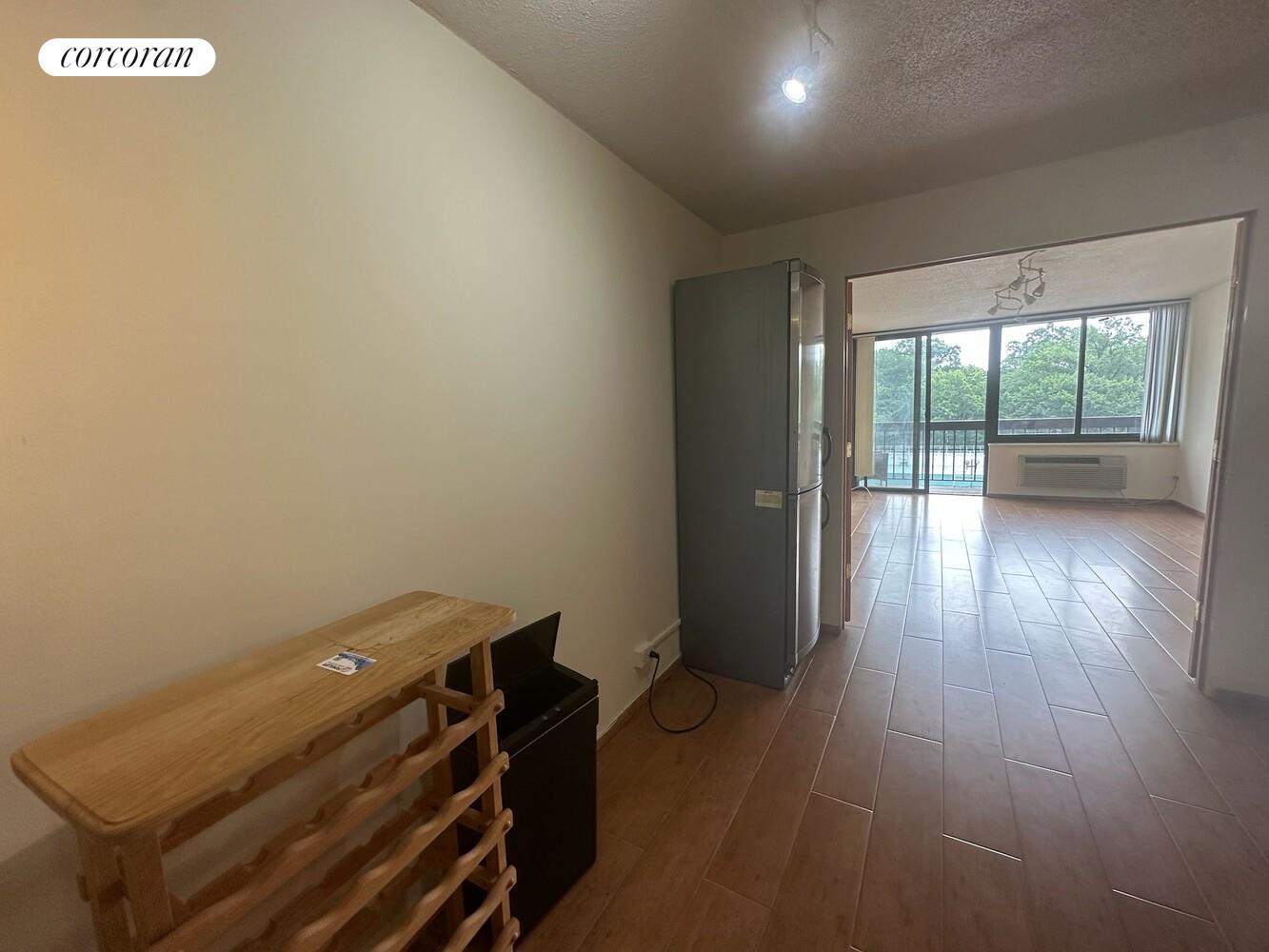 150-38 UNION Turnpike 1N