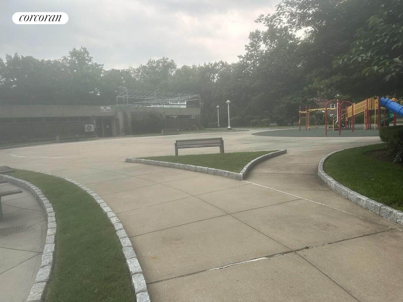 150-38 UNION Turnpike 1N