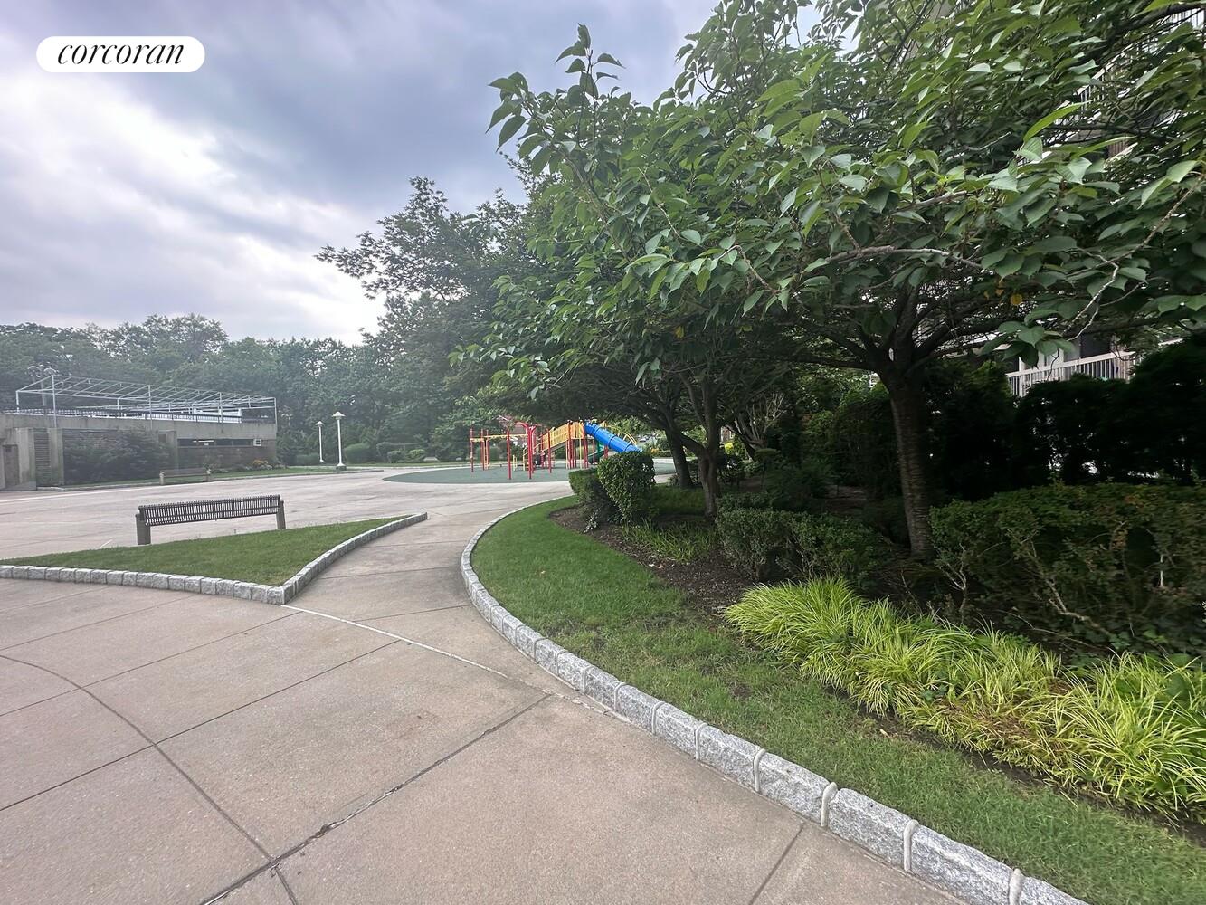 150-38 UNION Turnpike 1N