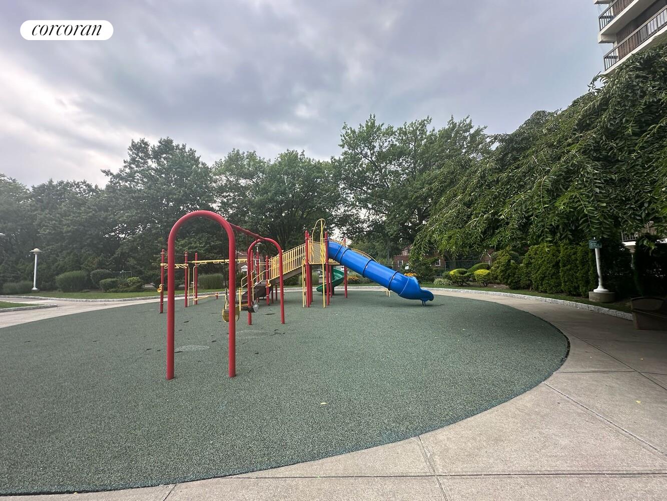 150-38 UNION Turnpike 1N