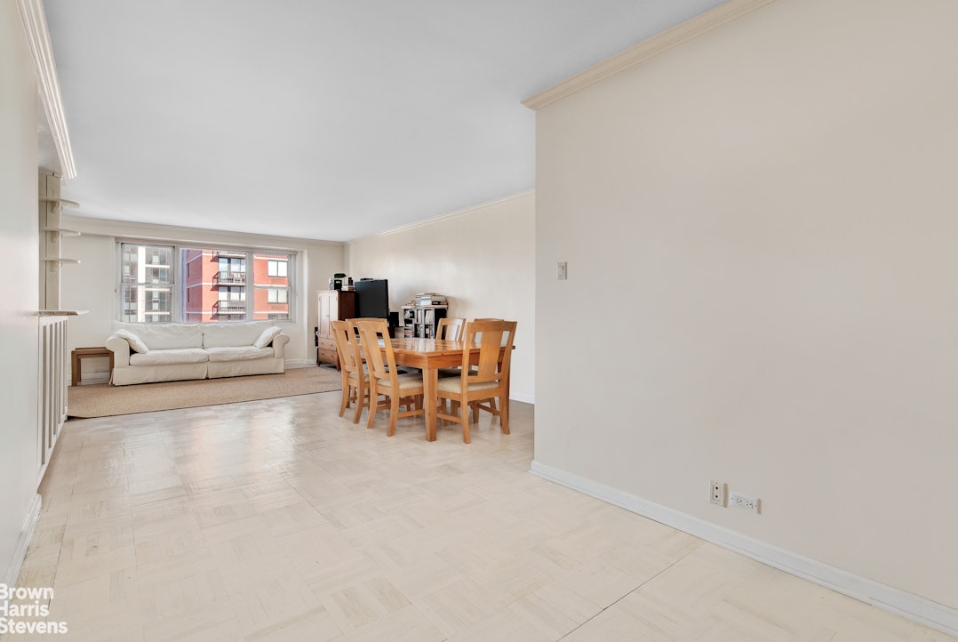 300 E 40TH Street 31S