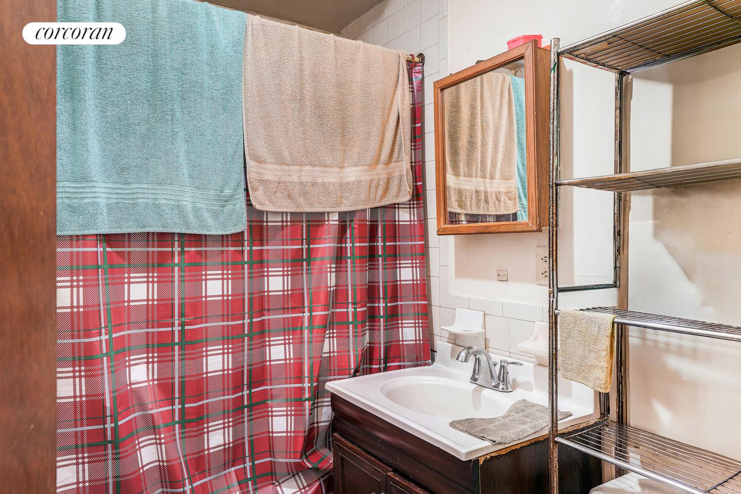 180-18 HILLSIDE Avenue