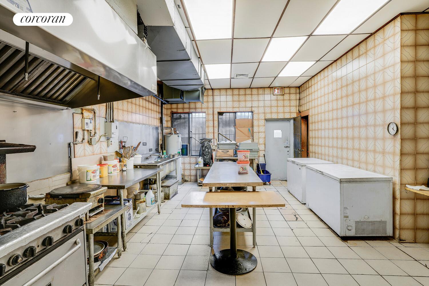 180-18 HILLSIDE Avenue