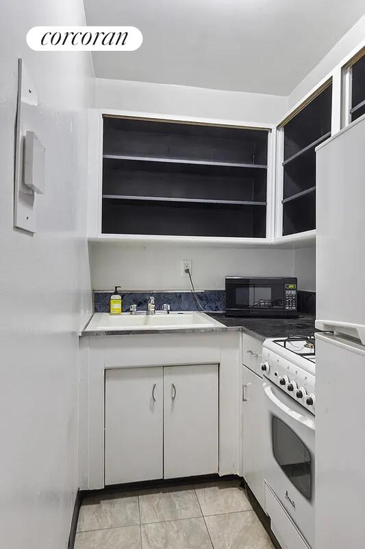 25 W 13TH Street 3EN
