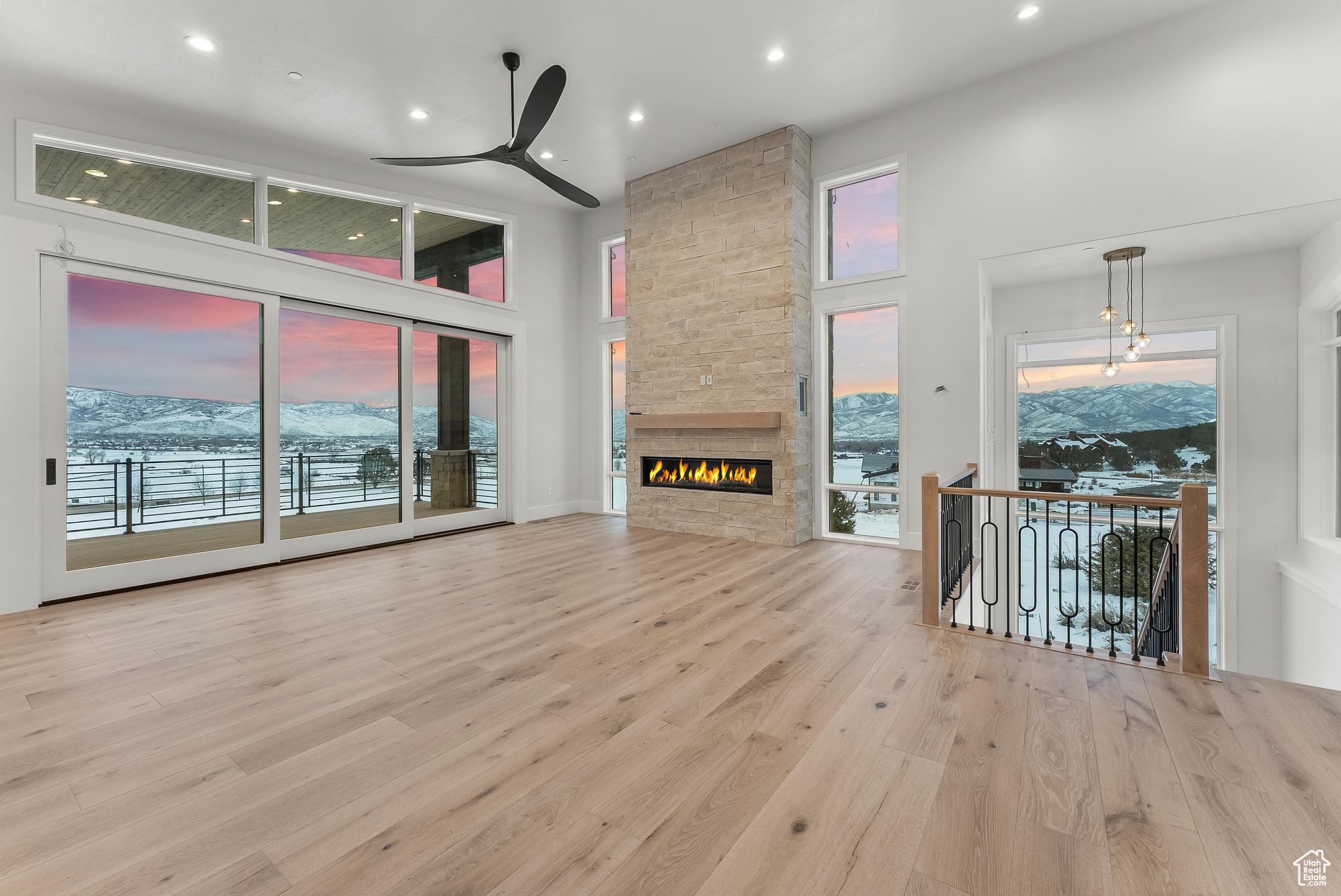 2452 E COPPER BELT WAY #719