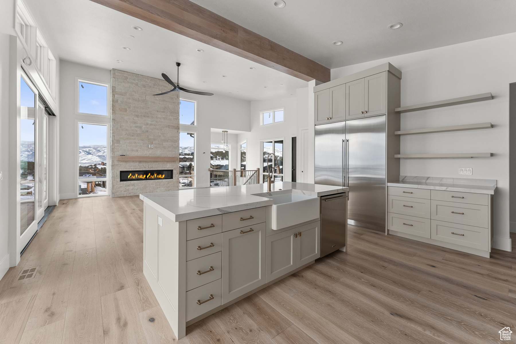 2452 E COPPER BELT WAY #719