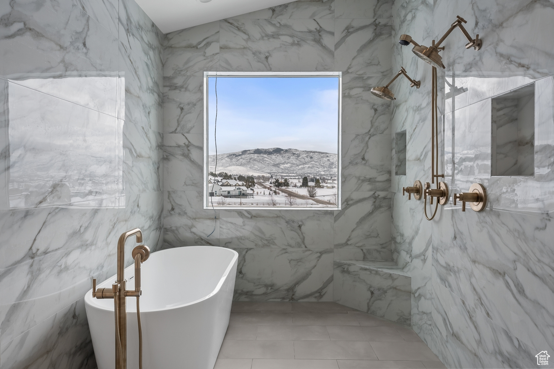 2452 E COPPER BELT WAY #719