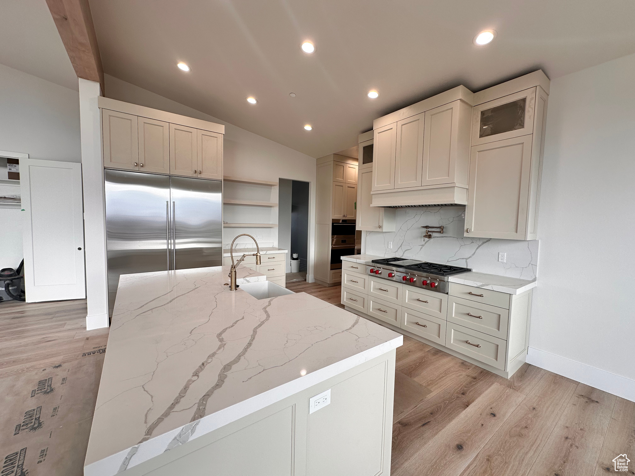 2452 E COPPER BELT WAY #719