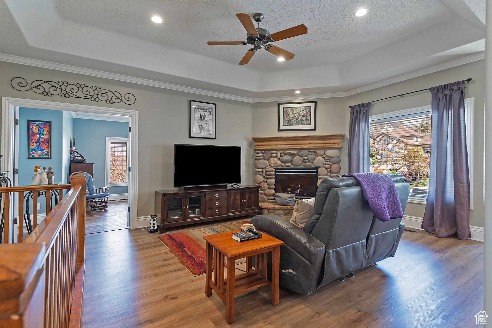 136 N FAIRWAY DR