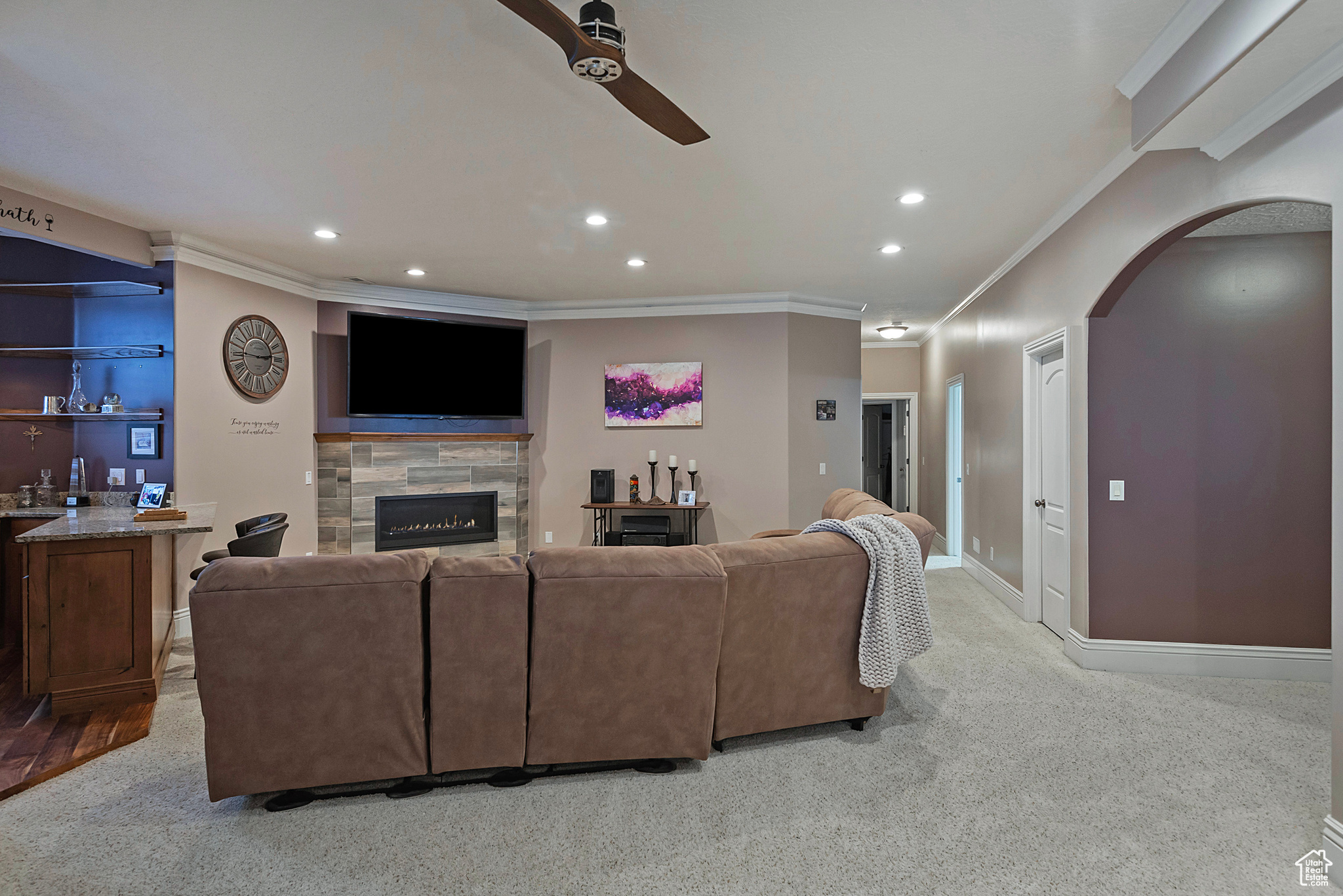 136 N FAIRWAY DR