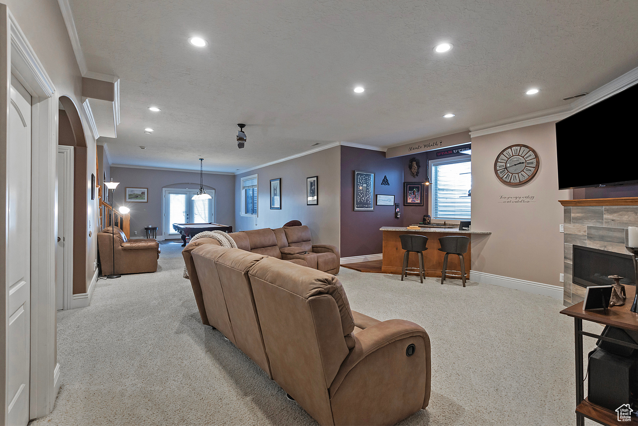 136 N FAIRWAY DR