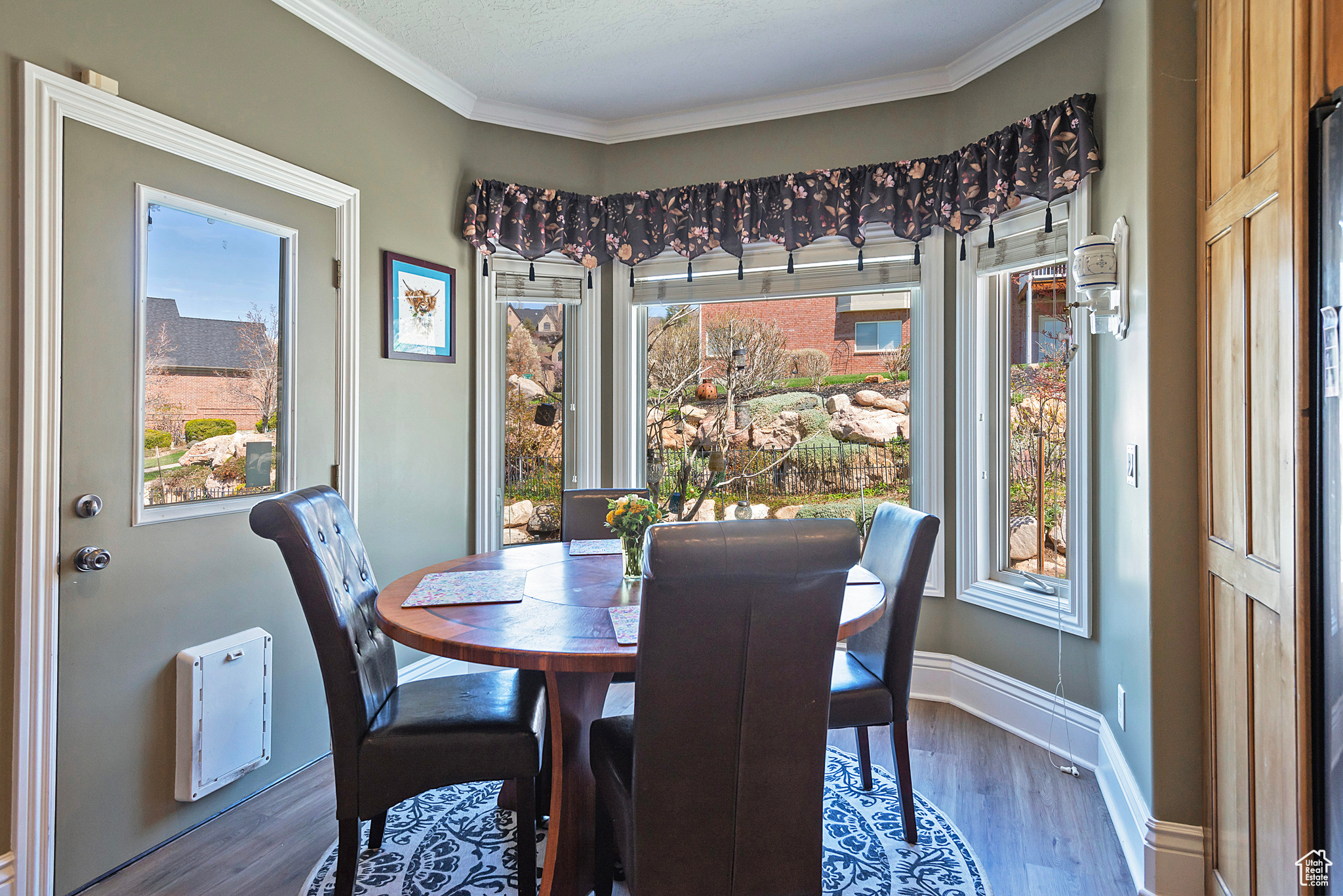 136 N FAIRWAY DR